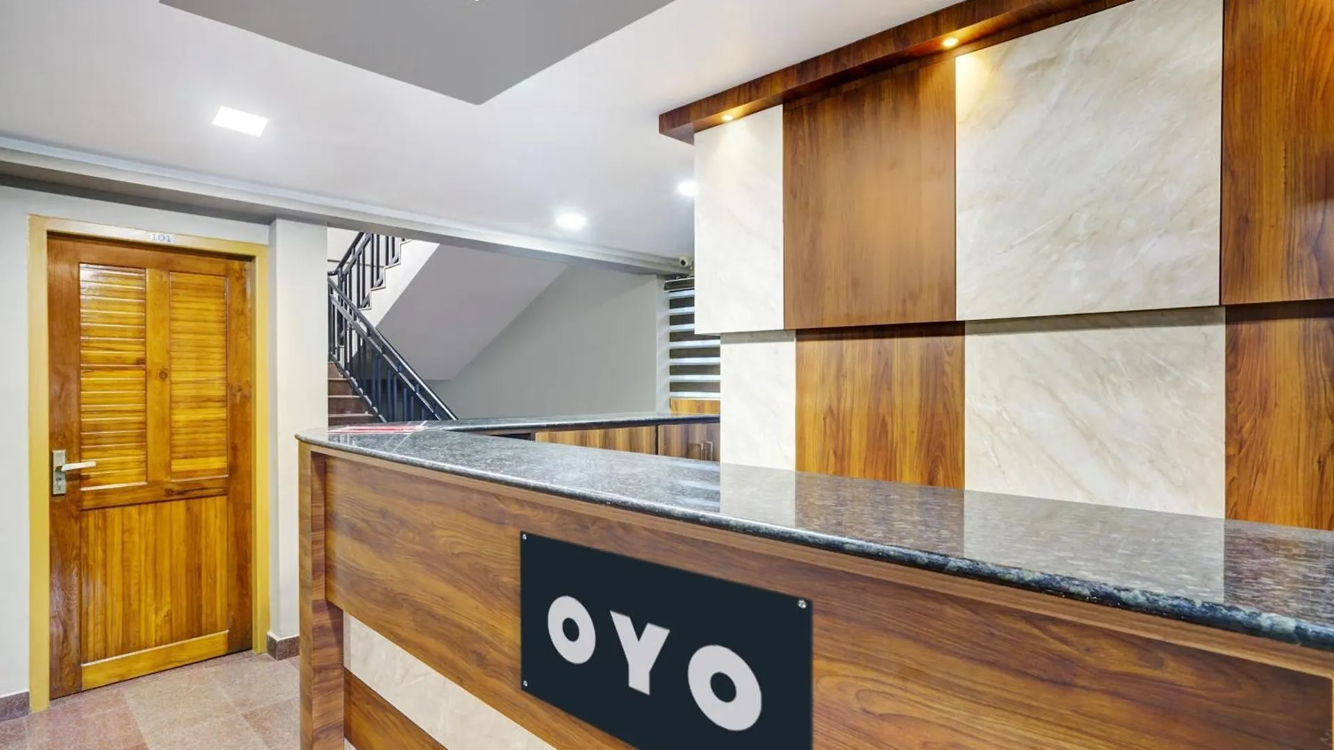 Hotel O Century Regency Kochi Indien