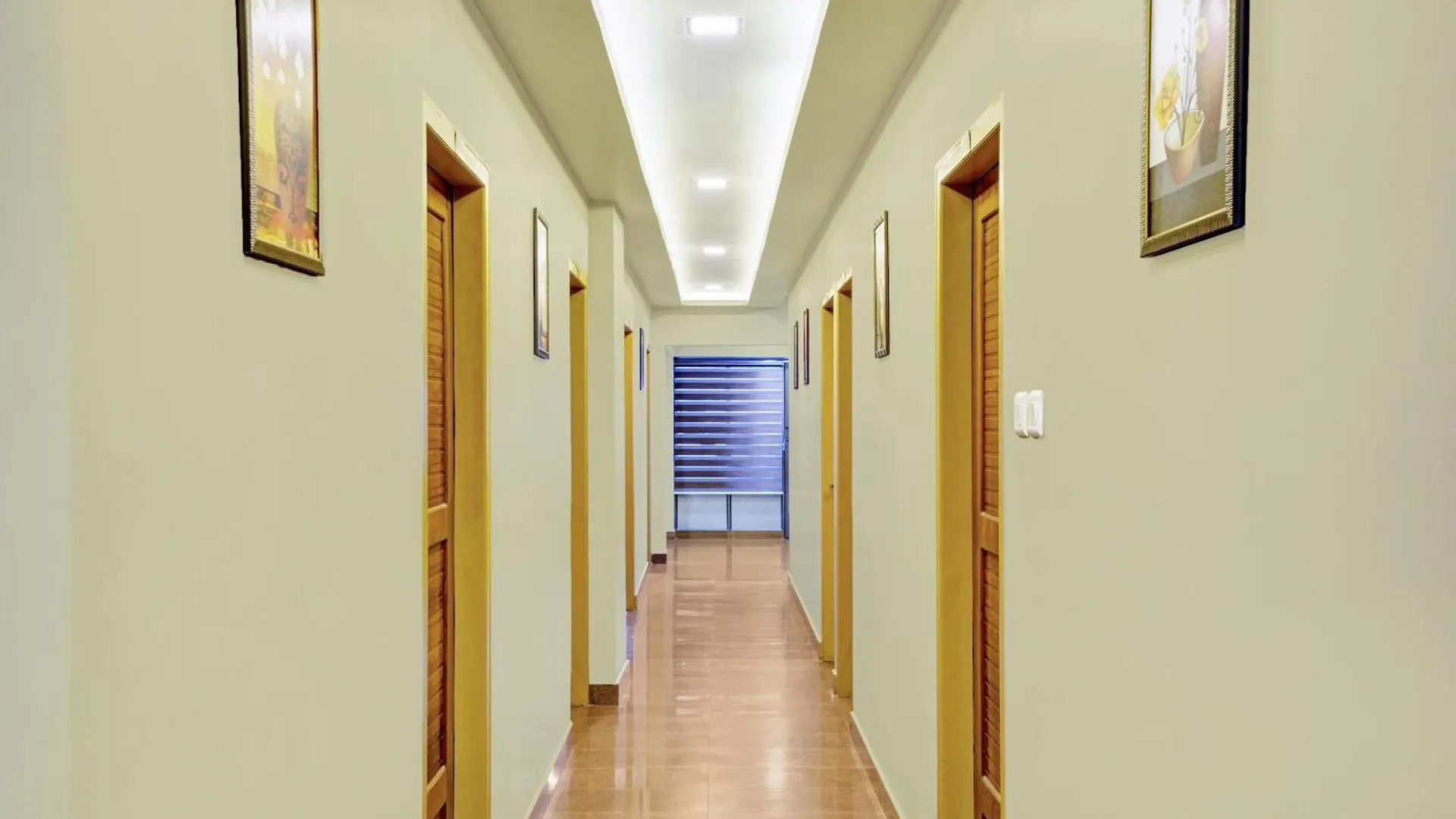 Hotel O Century Regency Kochi